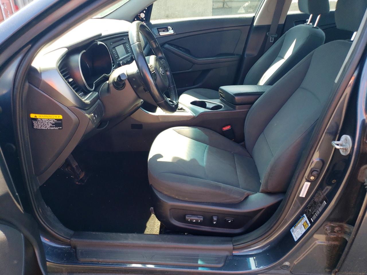 Kia Optima Base