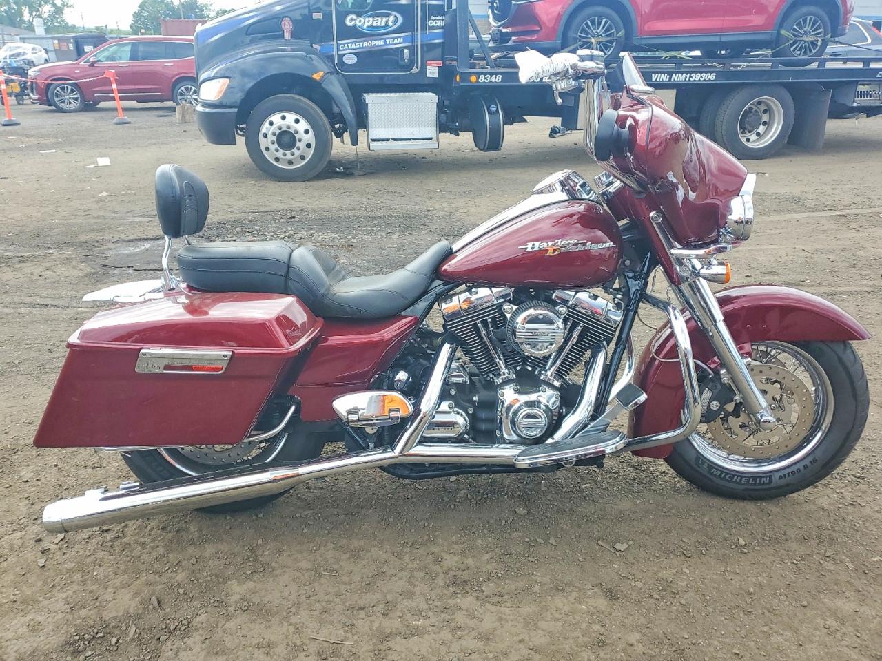 Salvage Harley-Davidson Fl Image