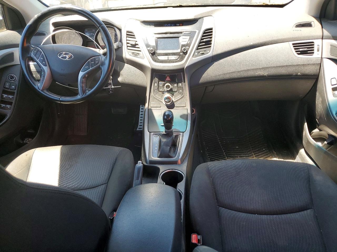 Hyundai ELANTRA Se