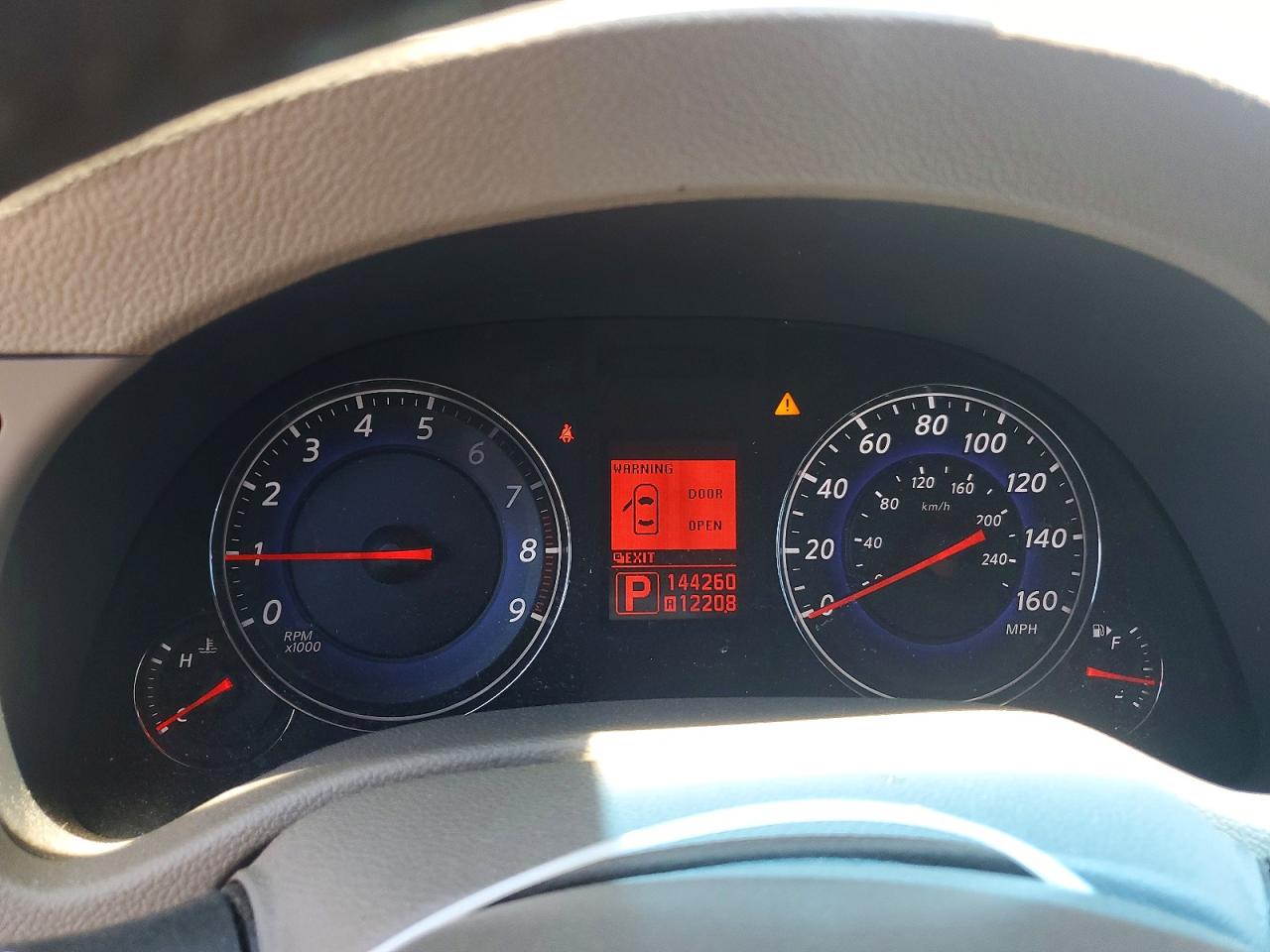 INFINITI G37 X