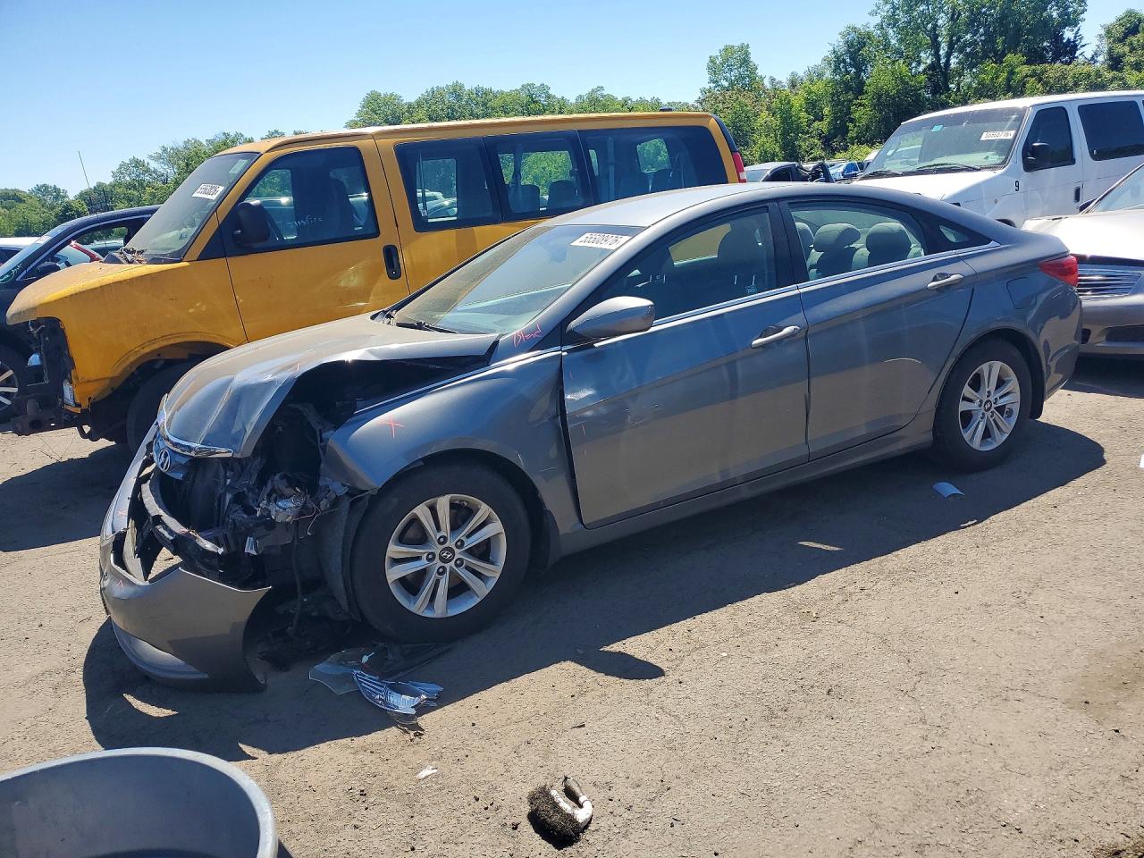 Salvage Hyundai SONATA Image