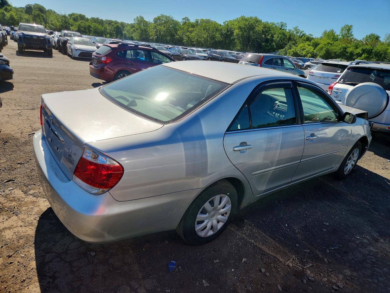 Toyota Camry Standard