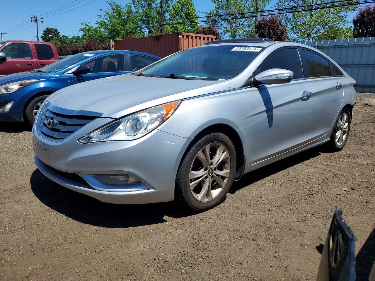 Salvage Hyundai SONATA Image