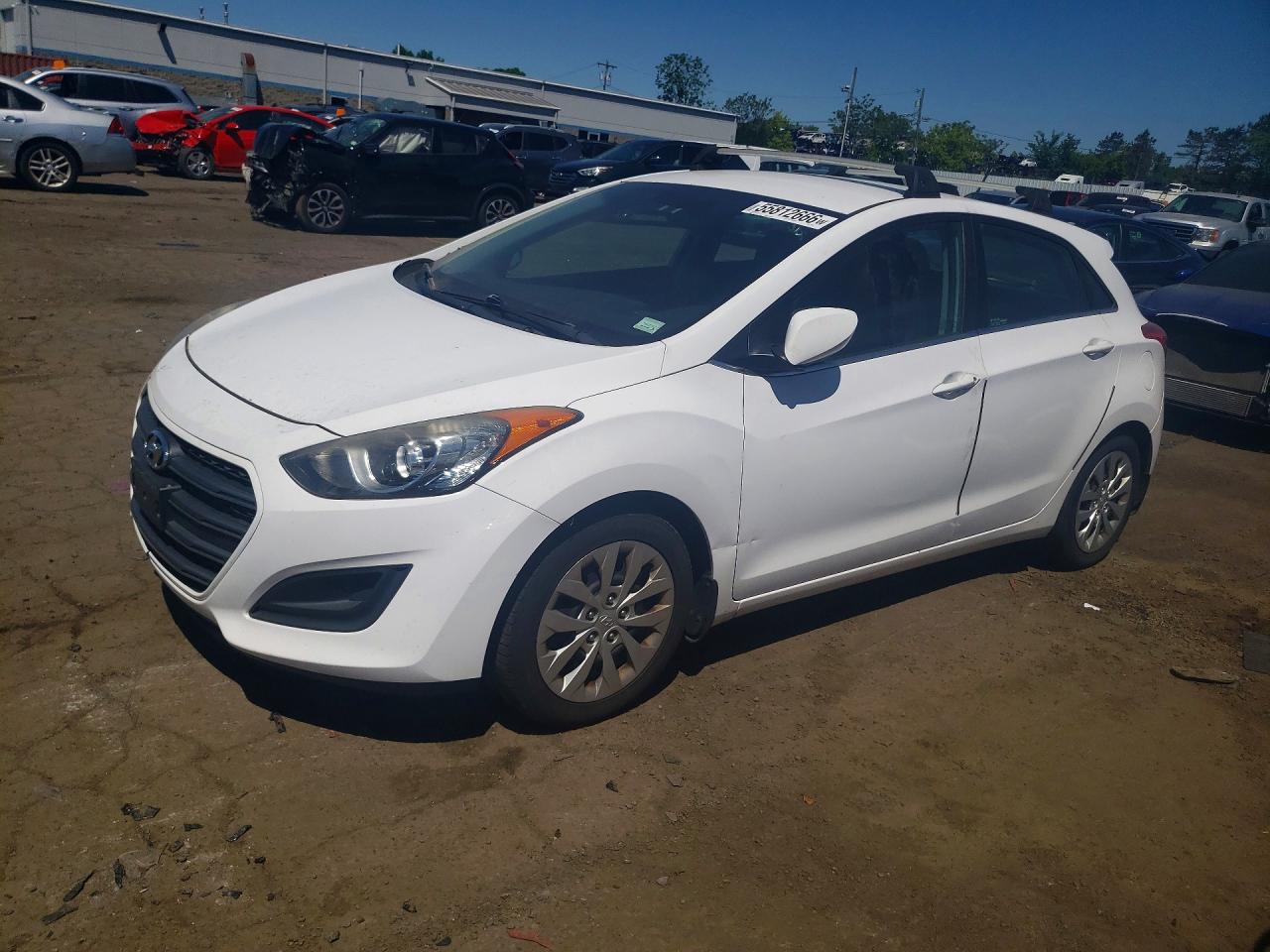 Salvage Hyundai ELANTRA Image