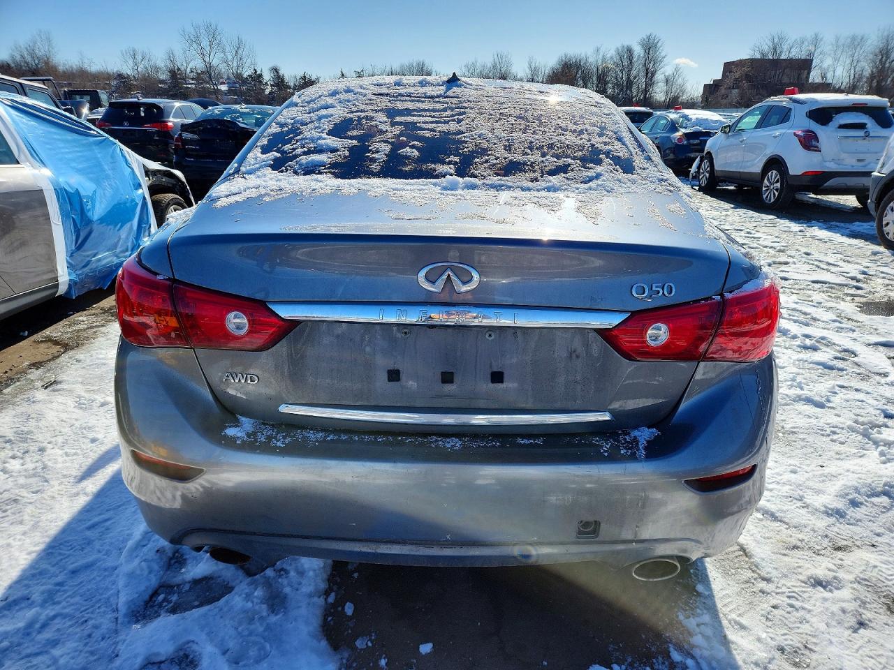 INFINITI Q50 Base