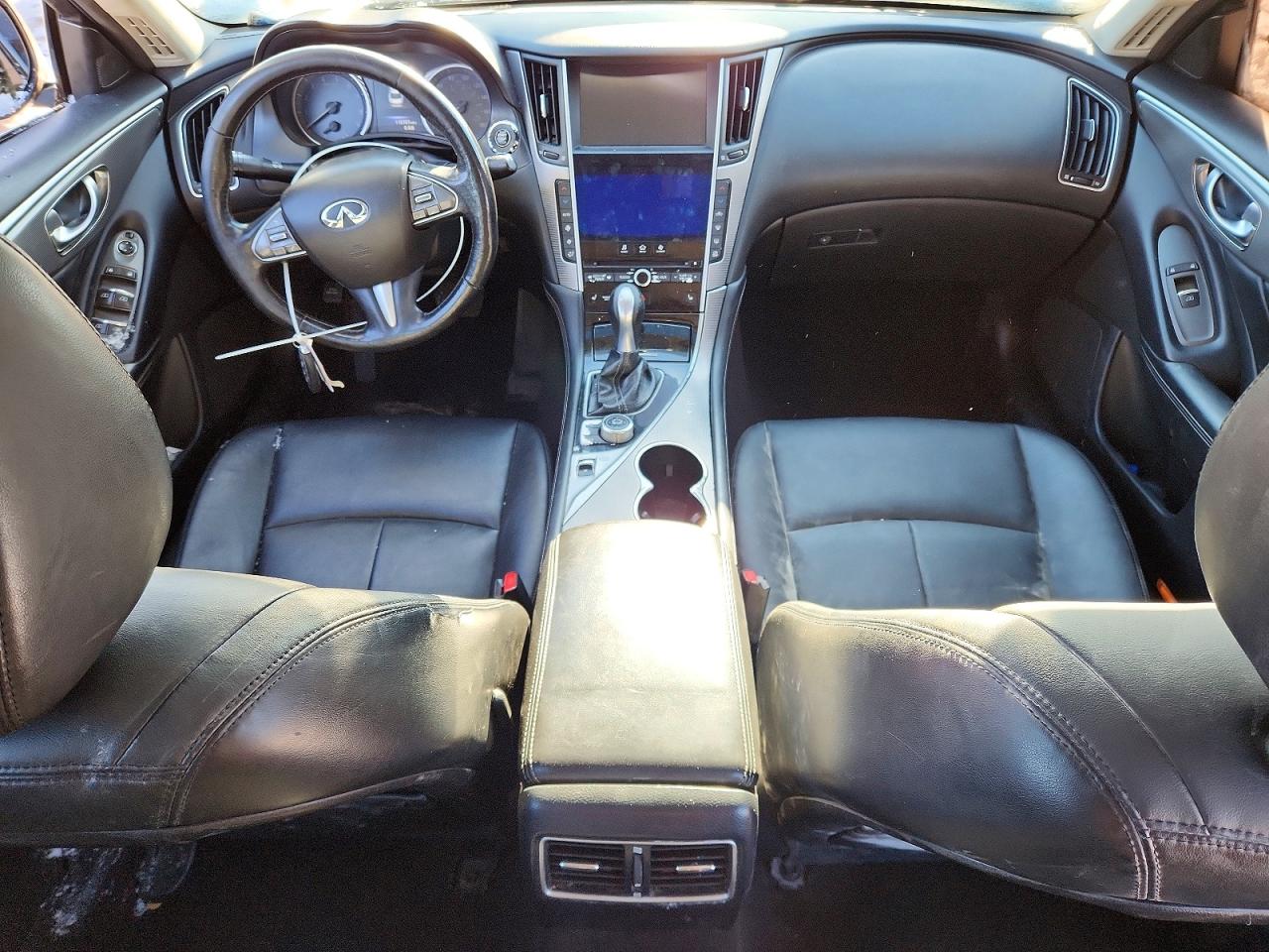 INFINITI Q50 Base
