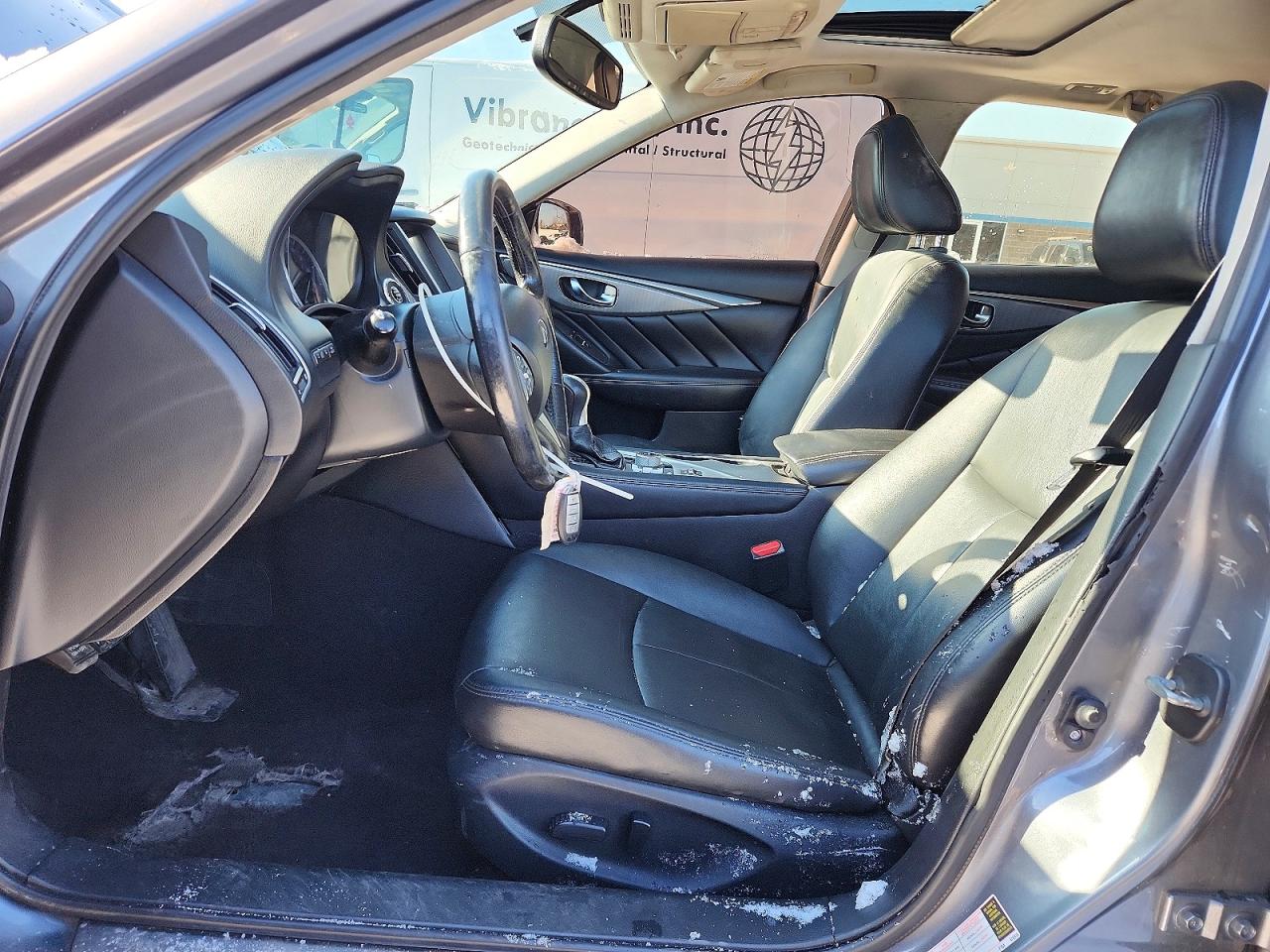 INFINITI Q50 Base