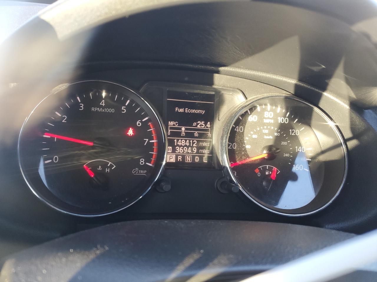 Nissan Rogue S