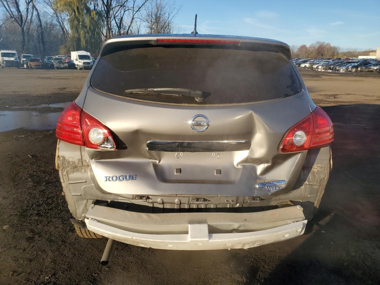 Nissan Rogue S