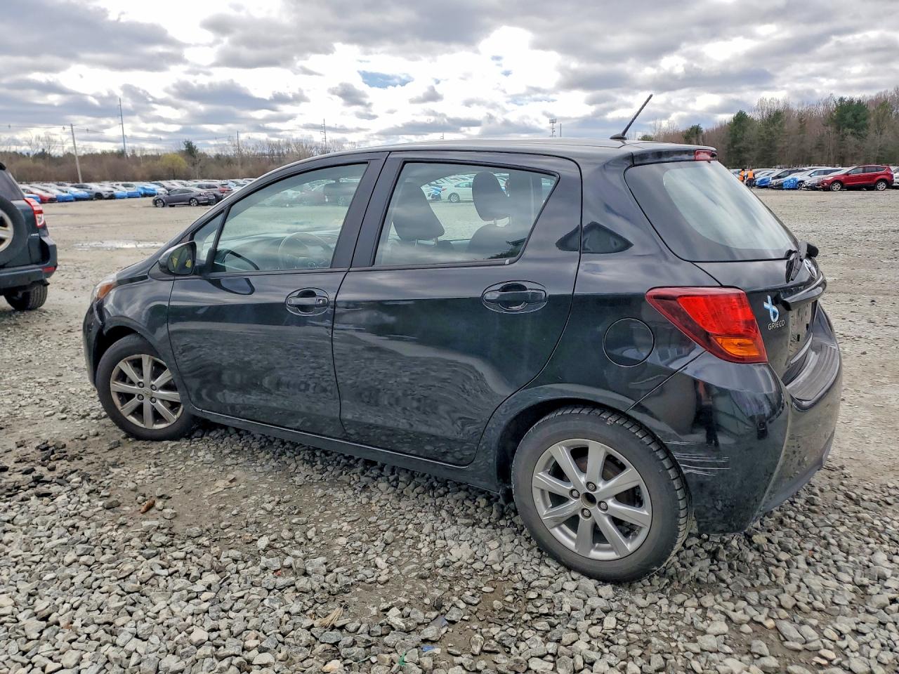 Toyota Yaris 5-door Le
