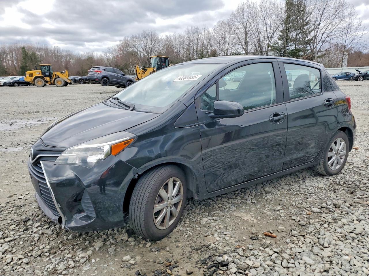 Salvage Toyota Yaris Image