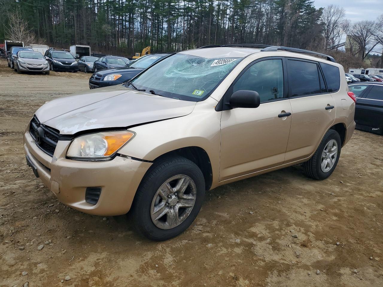Salvage Toyota RAV4 Image