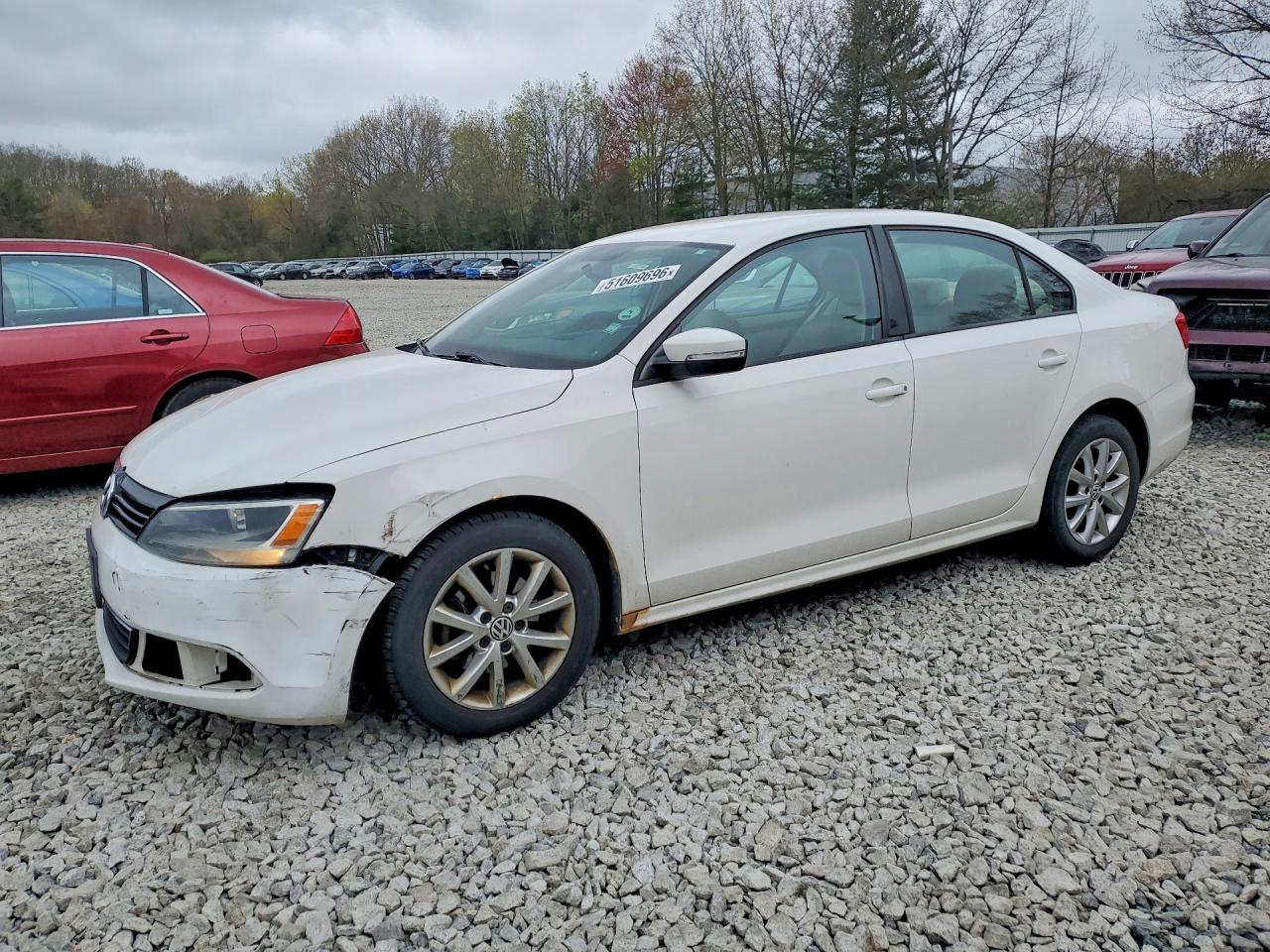 Salvage Volkswagen Jetta Image