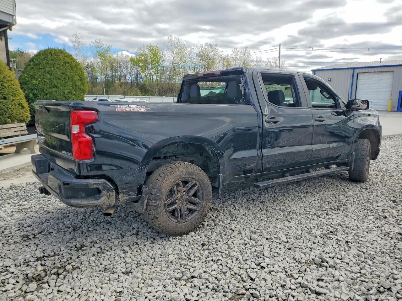 Chevrolet Silverado K1500 Trail Boss Custom