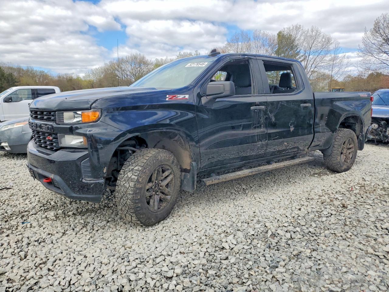 Salvage Chevrolet Silverado Image