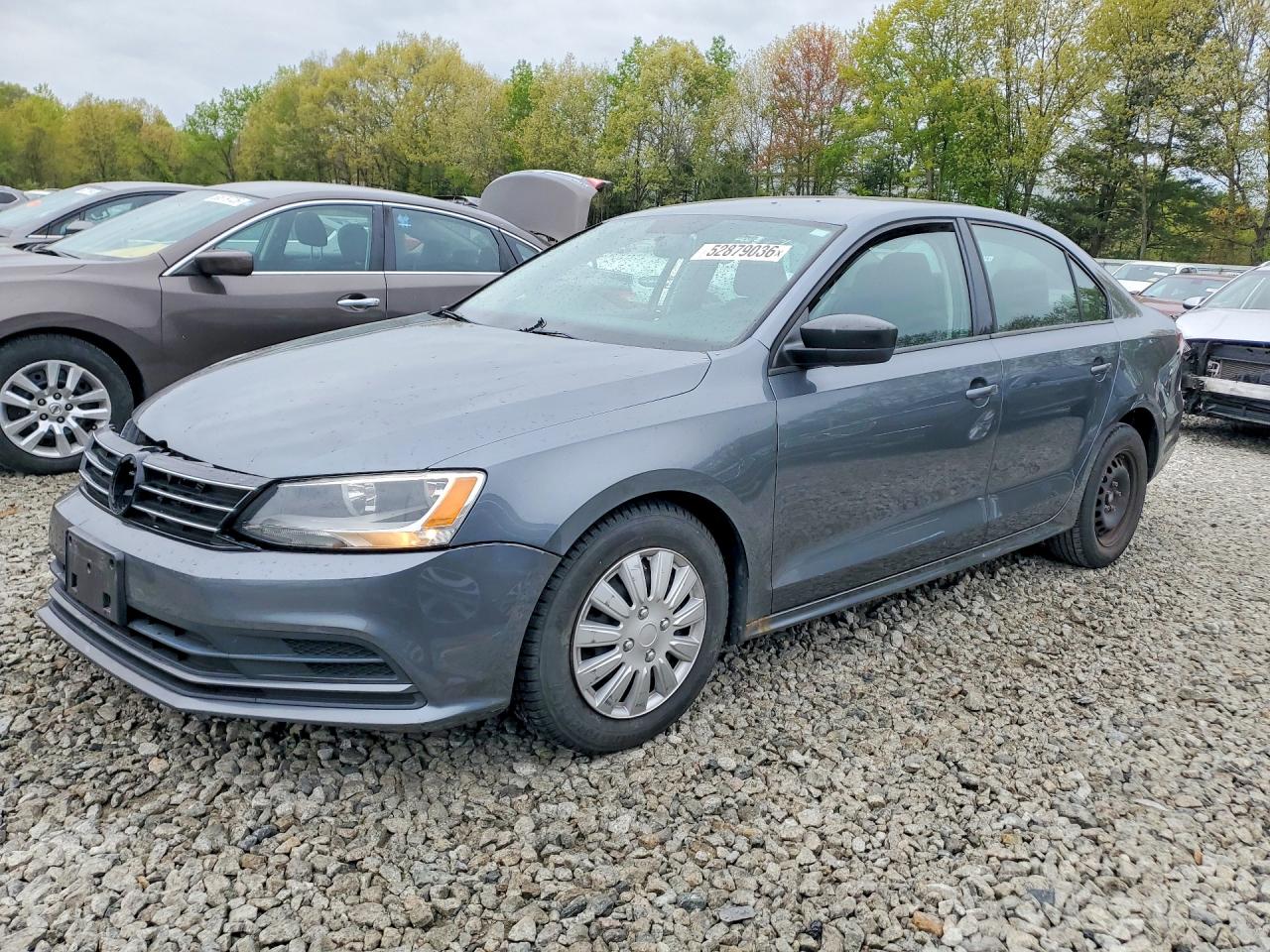 Salvage Volkswagen Jetta Image