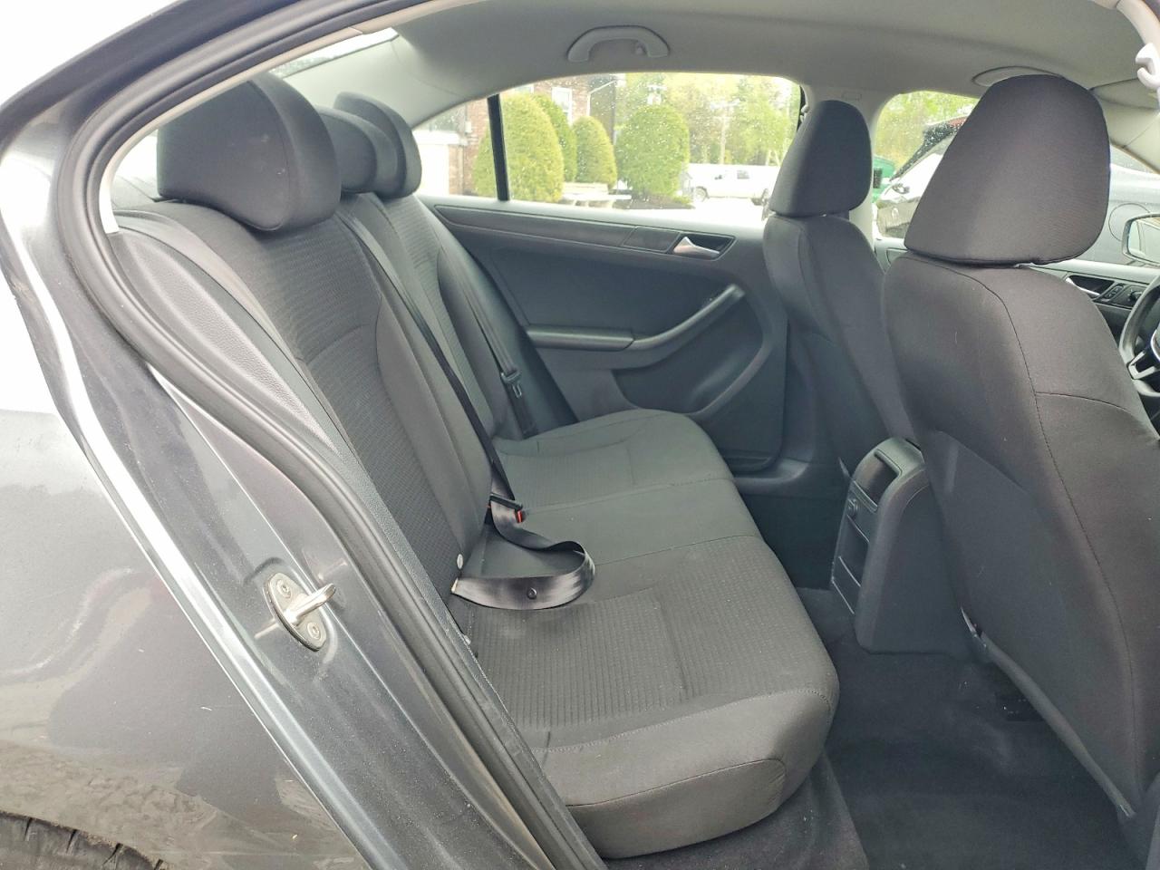Volkswagen Jetta S