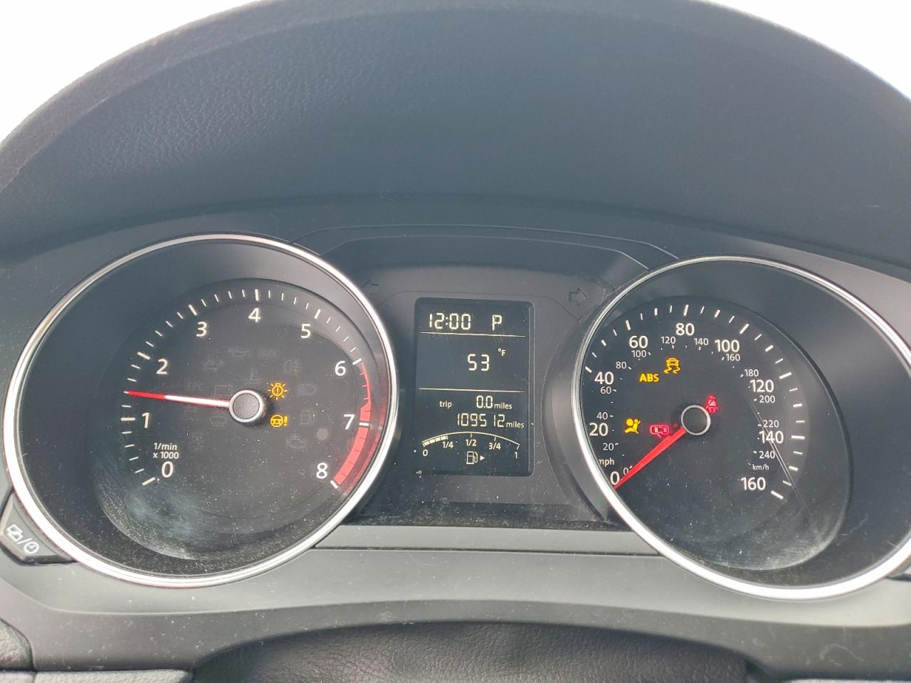 Volkswagen Jetta S