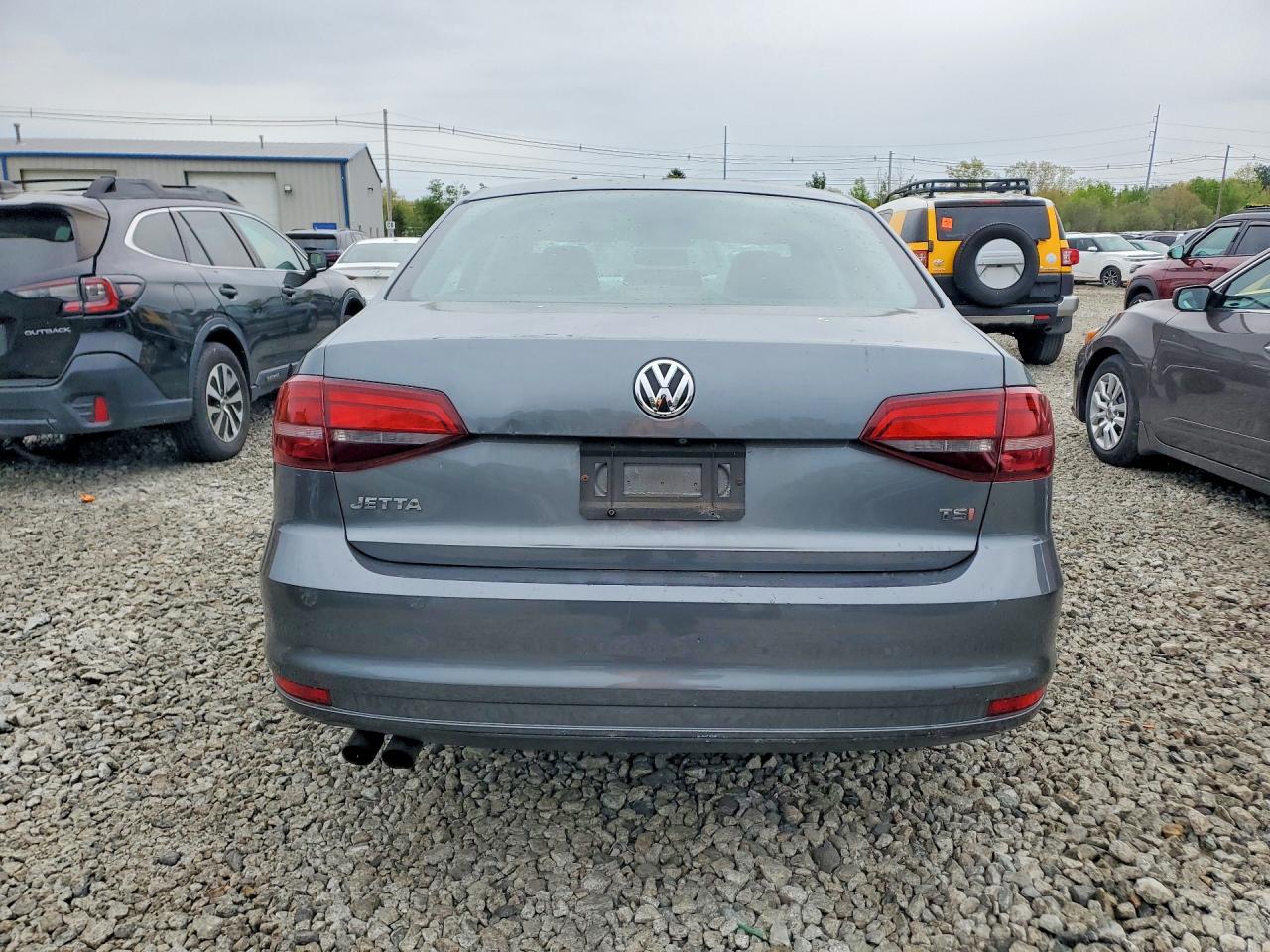 Volkswagen Jetta S