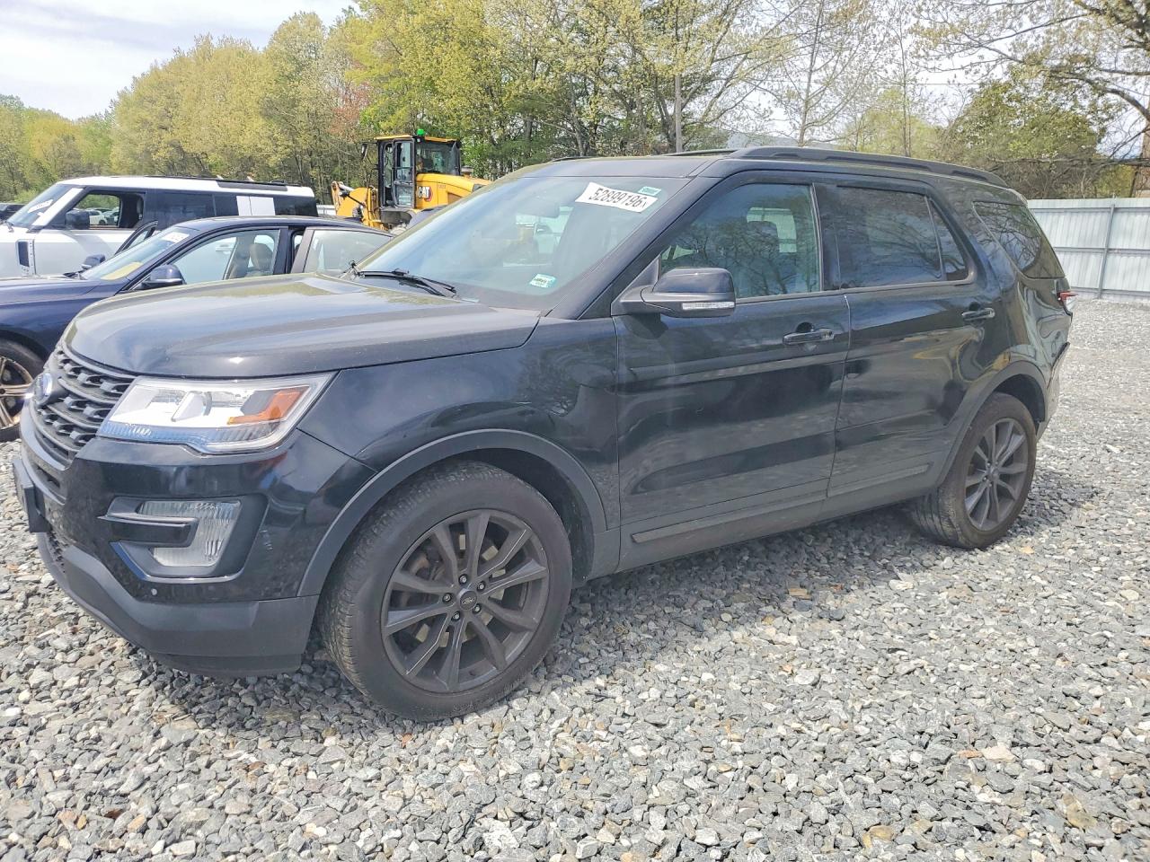 Salvage Ford Explorer Image