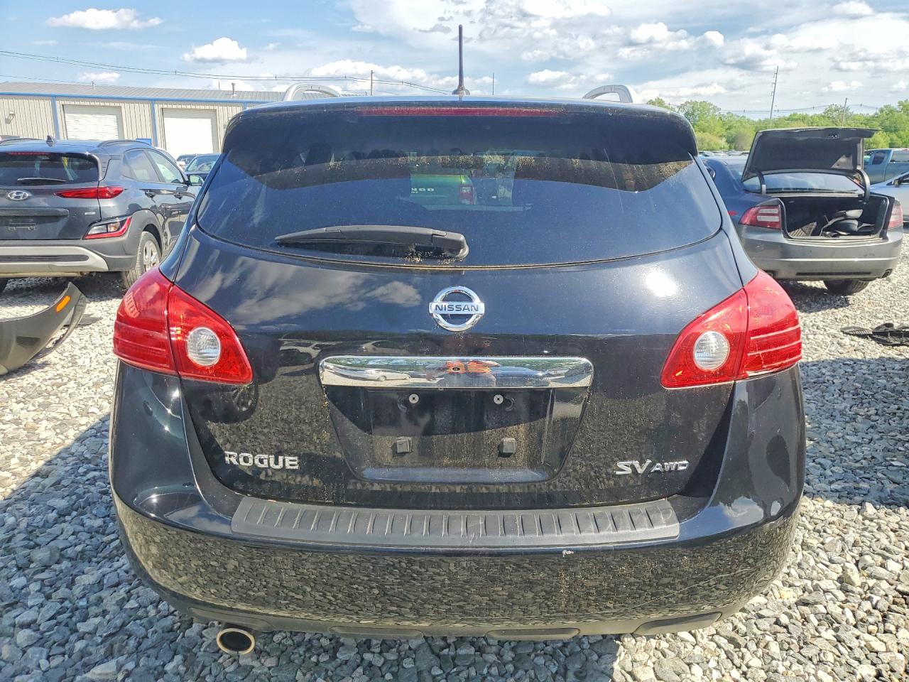 Nissan Rogue S