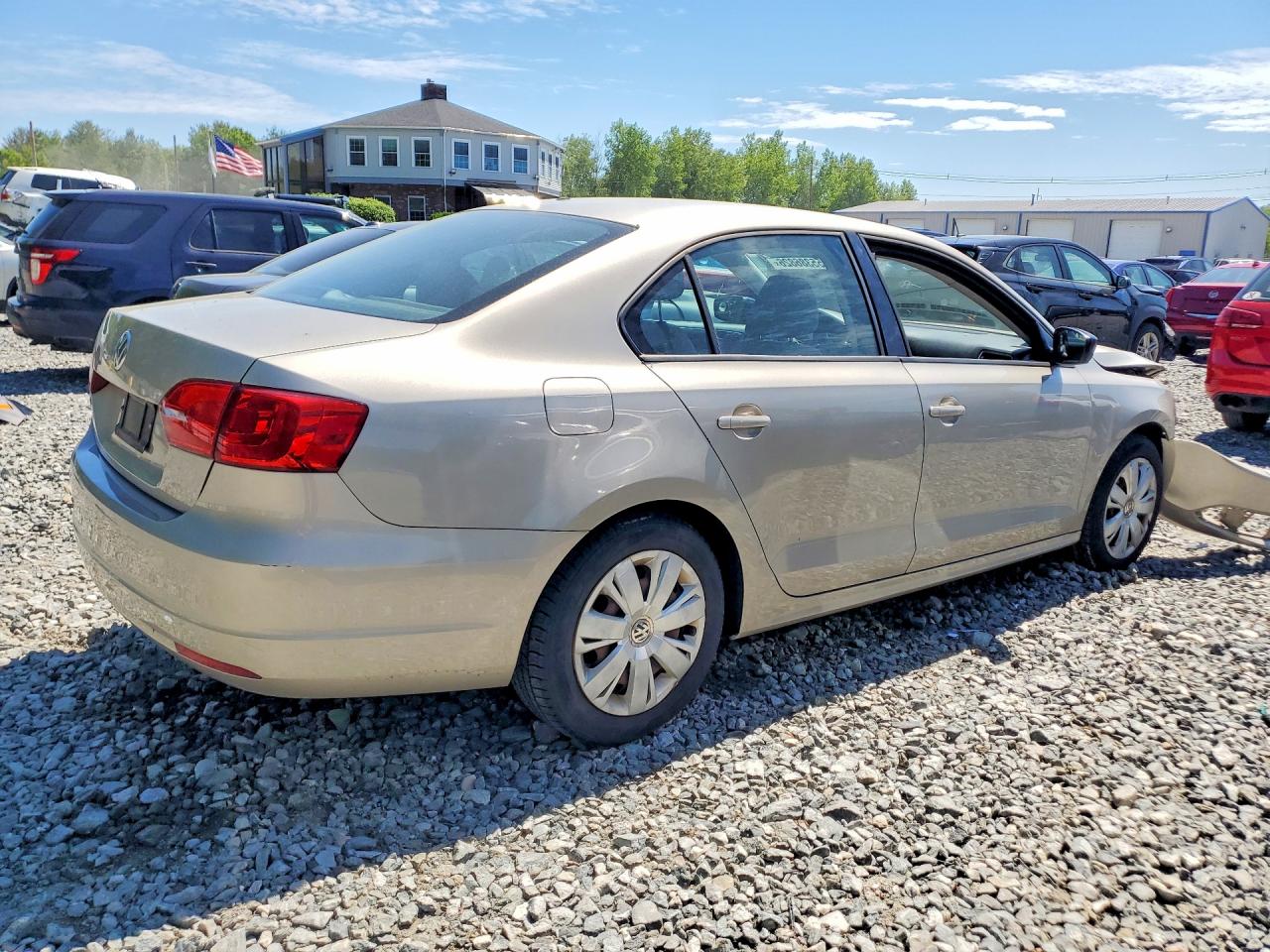 Volkswagen Jetta Base