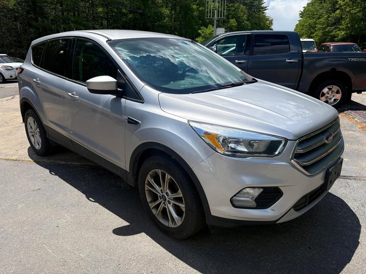 Salvage Ford Escape Image