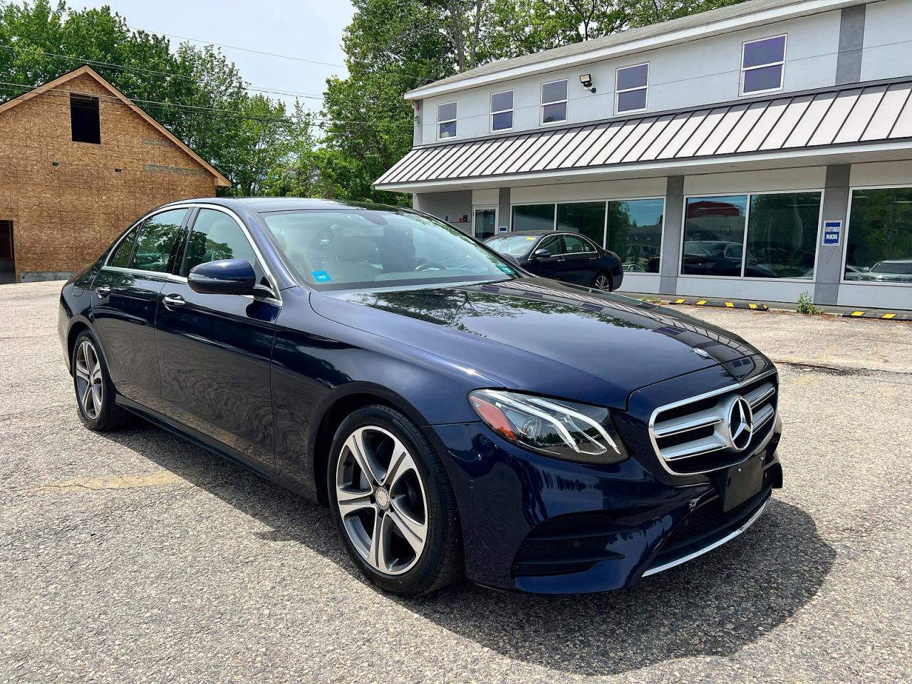 Salvage Mercedes-Benz E-Class Image