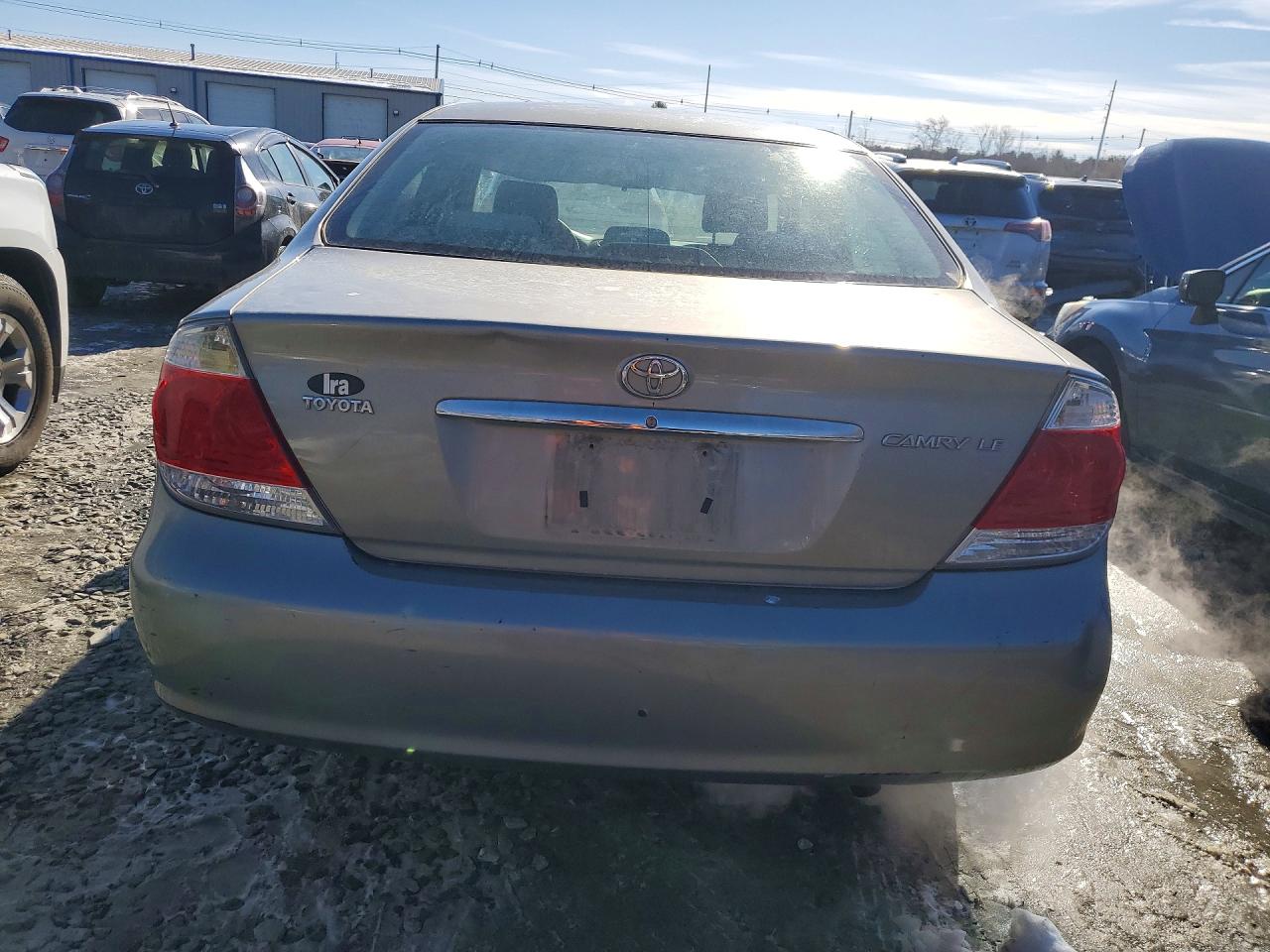 Toyota Camry Le