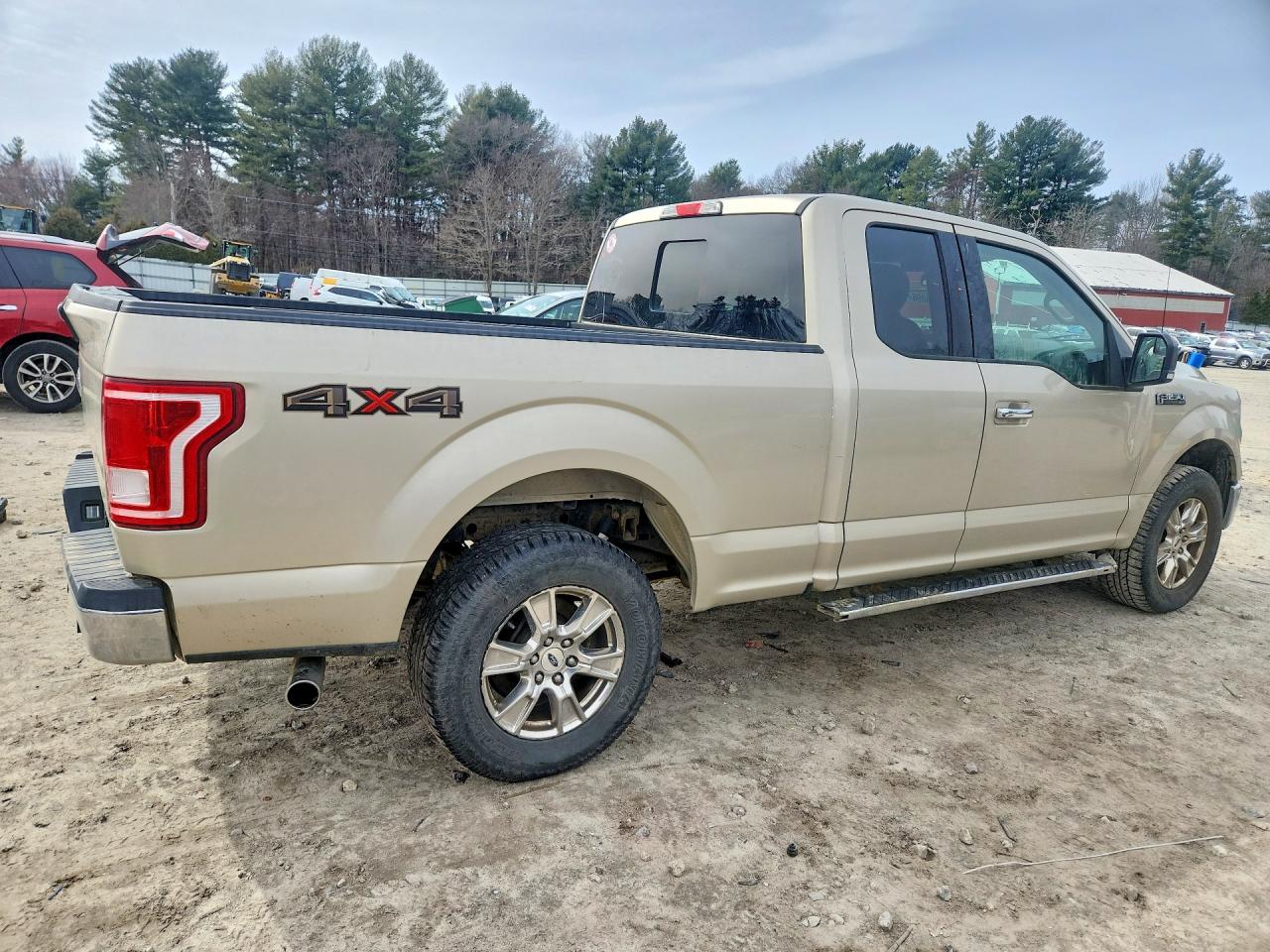 Ford F-150 Super Cab