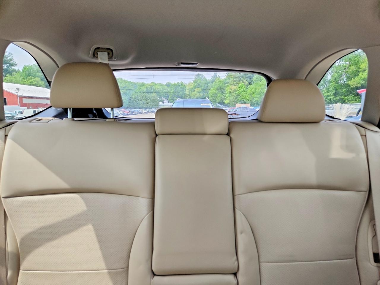 Subaru Outback 2.5i Limited