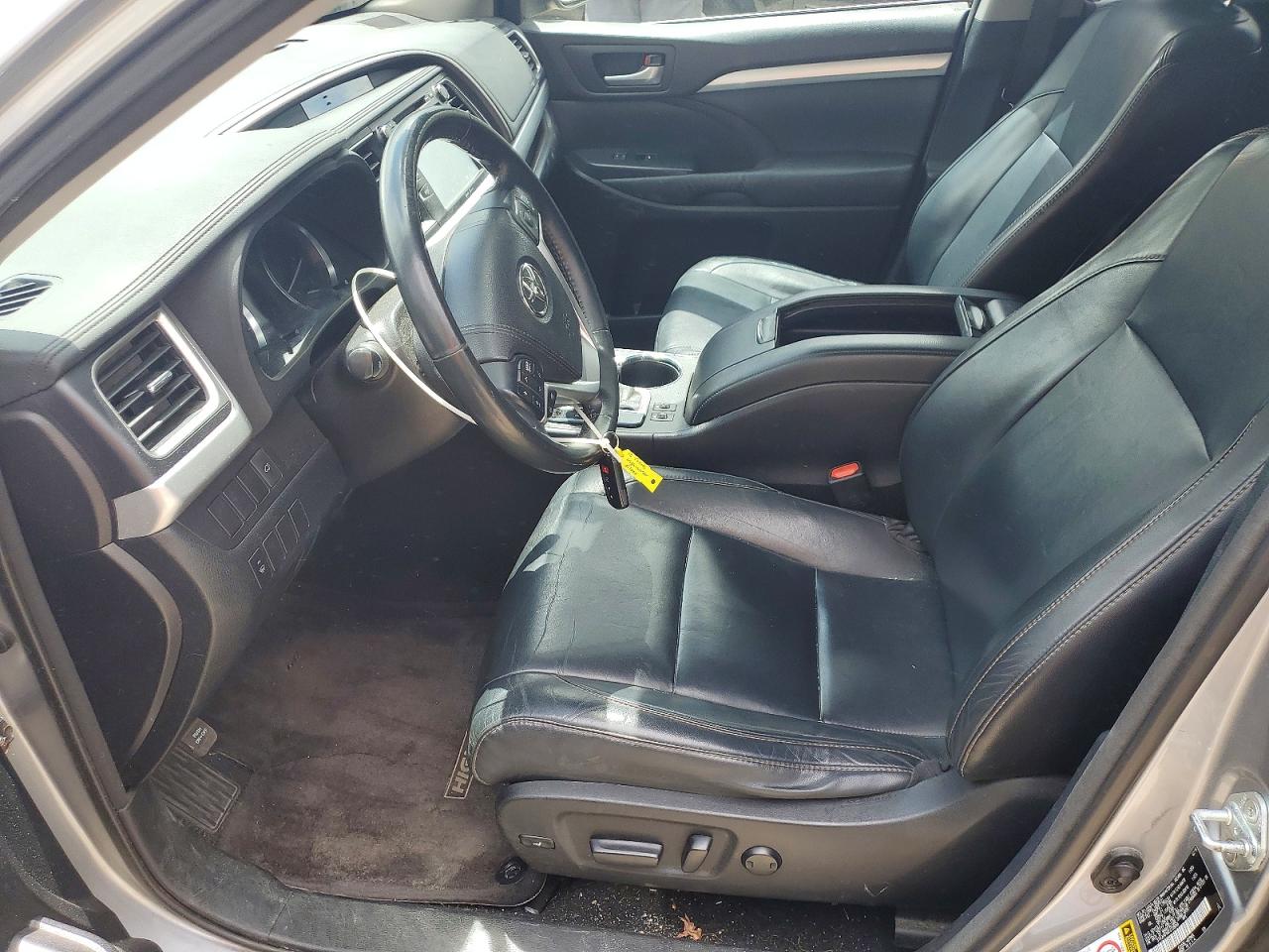 Toyota Highlander Xle