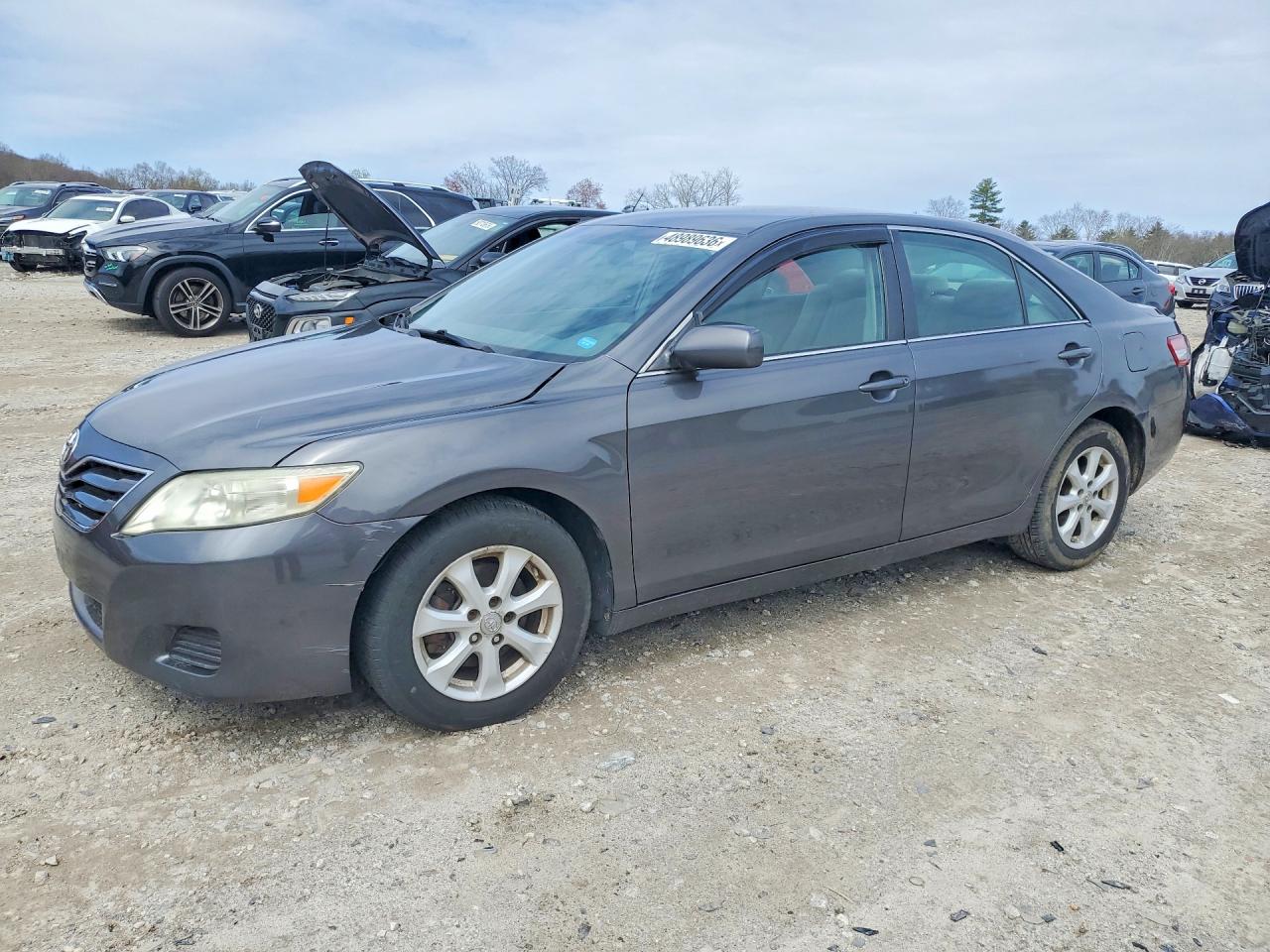 Salvage Toyota Camry Image