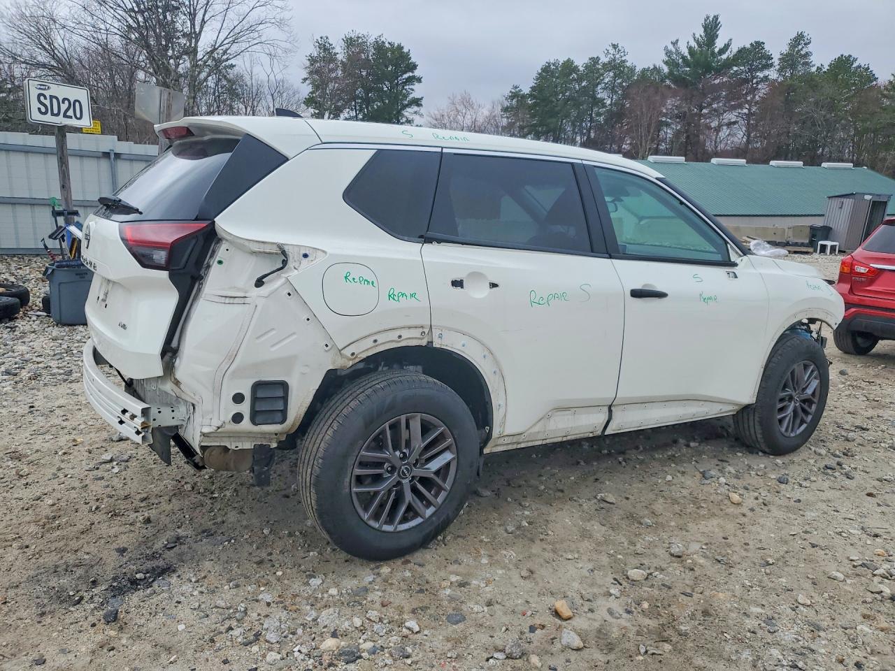 Nissan Rogue S