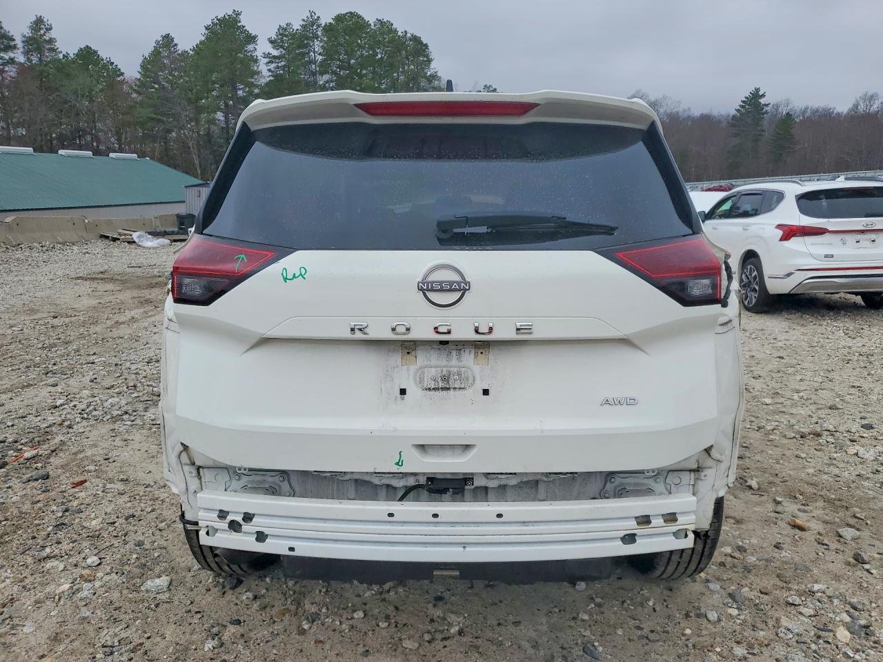 Nissan Rogue S