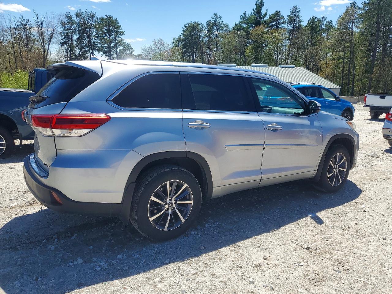 Toyota Highlander Xle