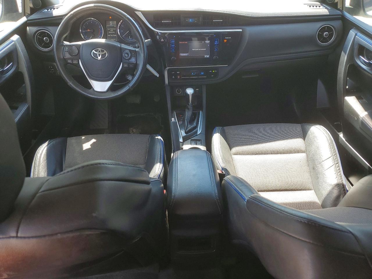 Toyota Corolla Se