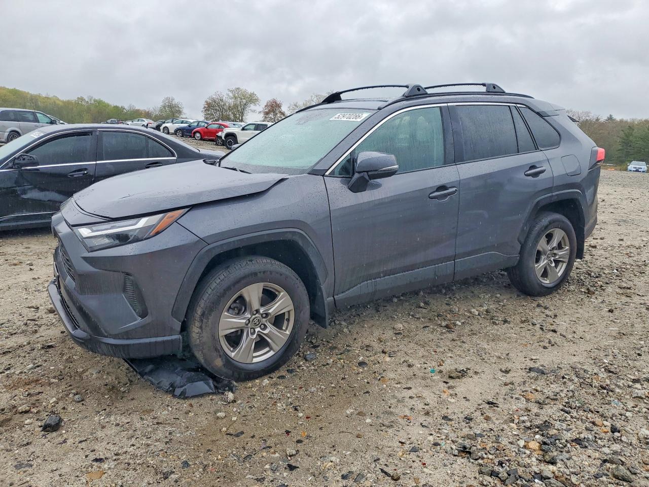 Salvage Toyota RAV4 Image
