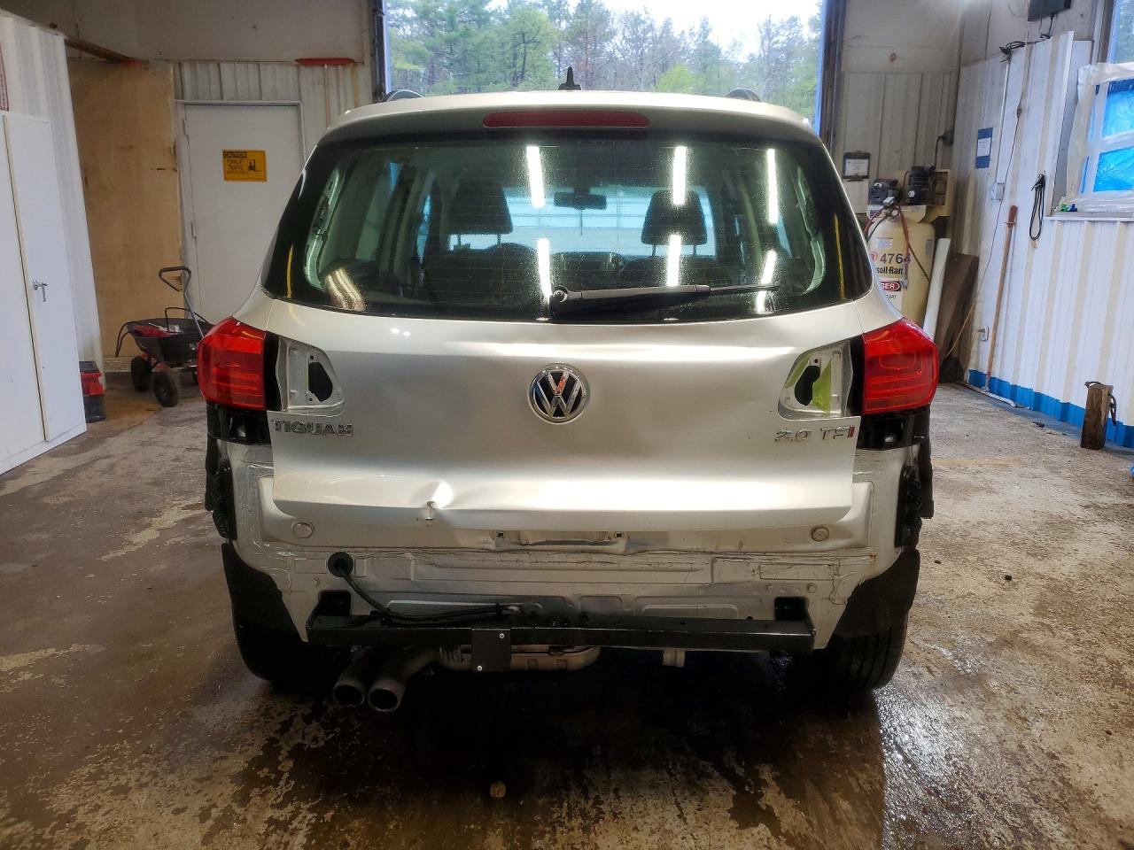 Volkswagen Tiguan S