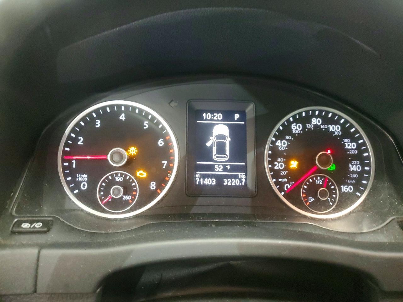 Volkswagen Tiguan S