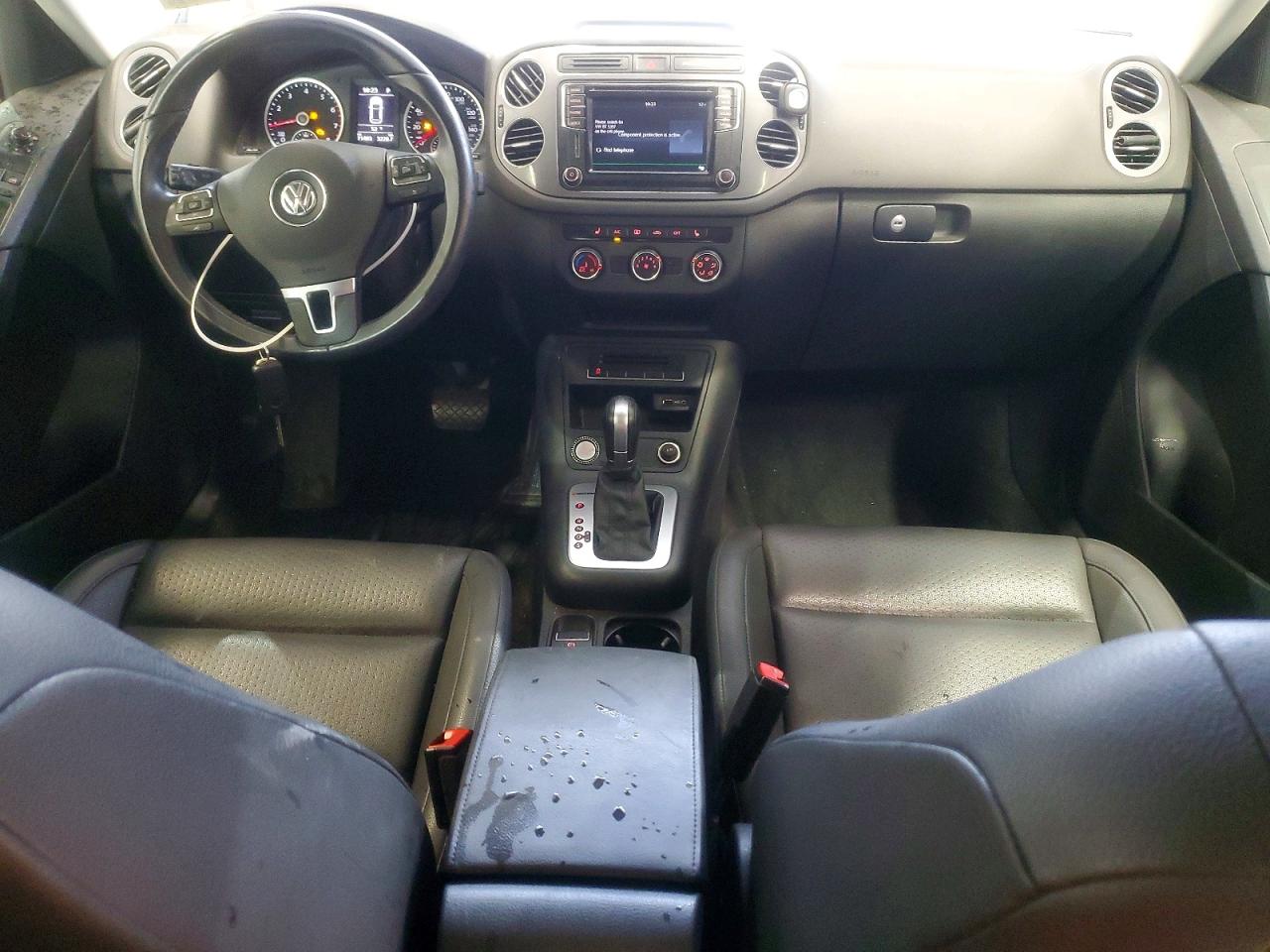 Volkswagen Tiguan S