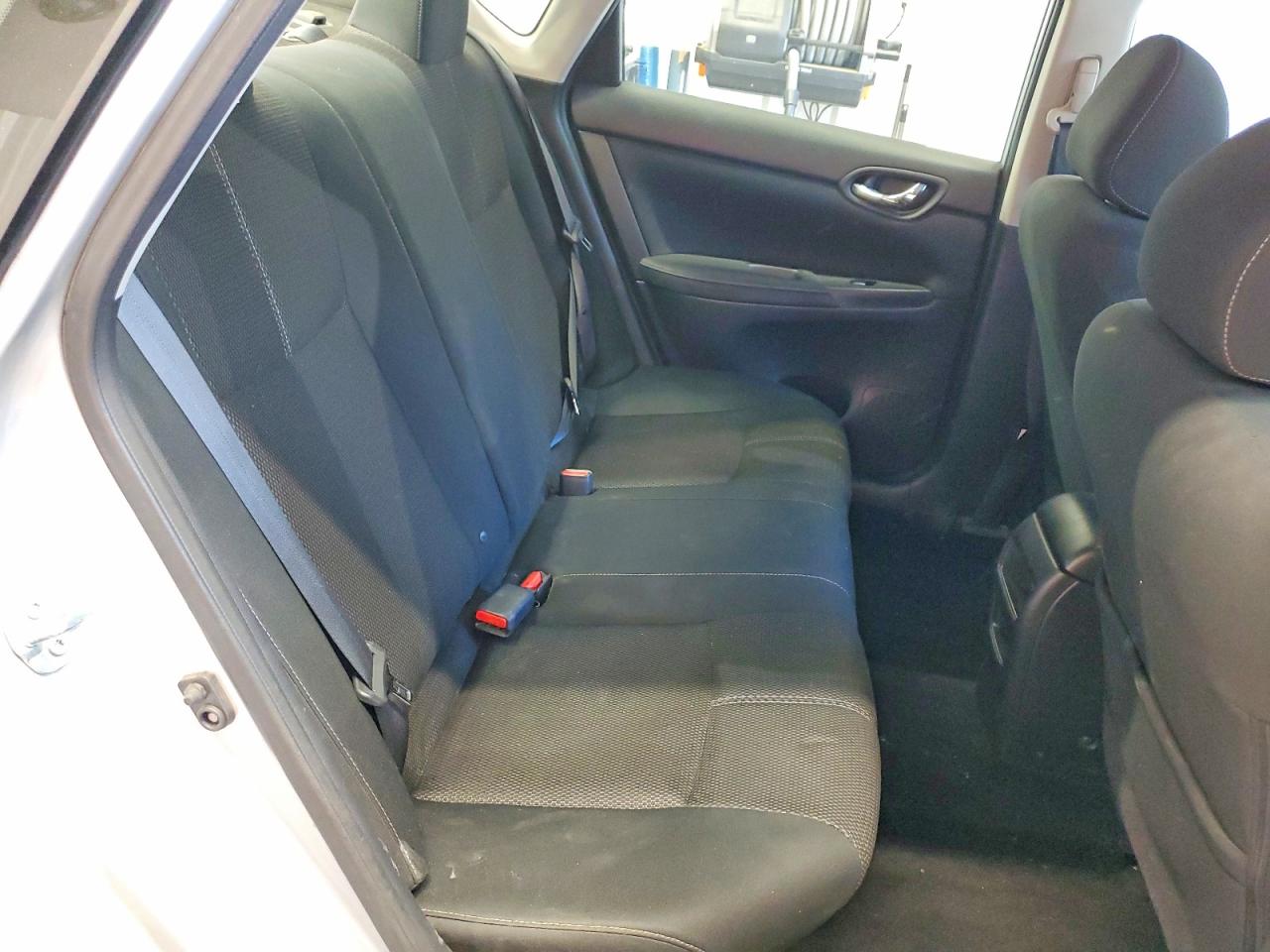 Nissan Sentra S