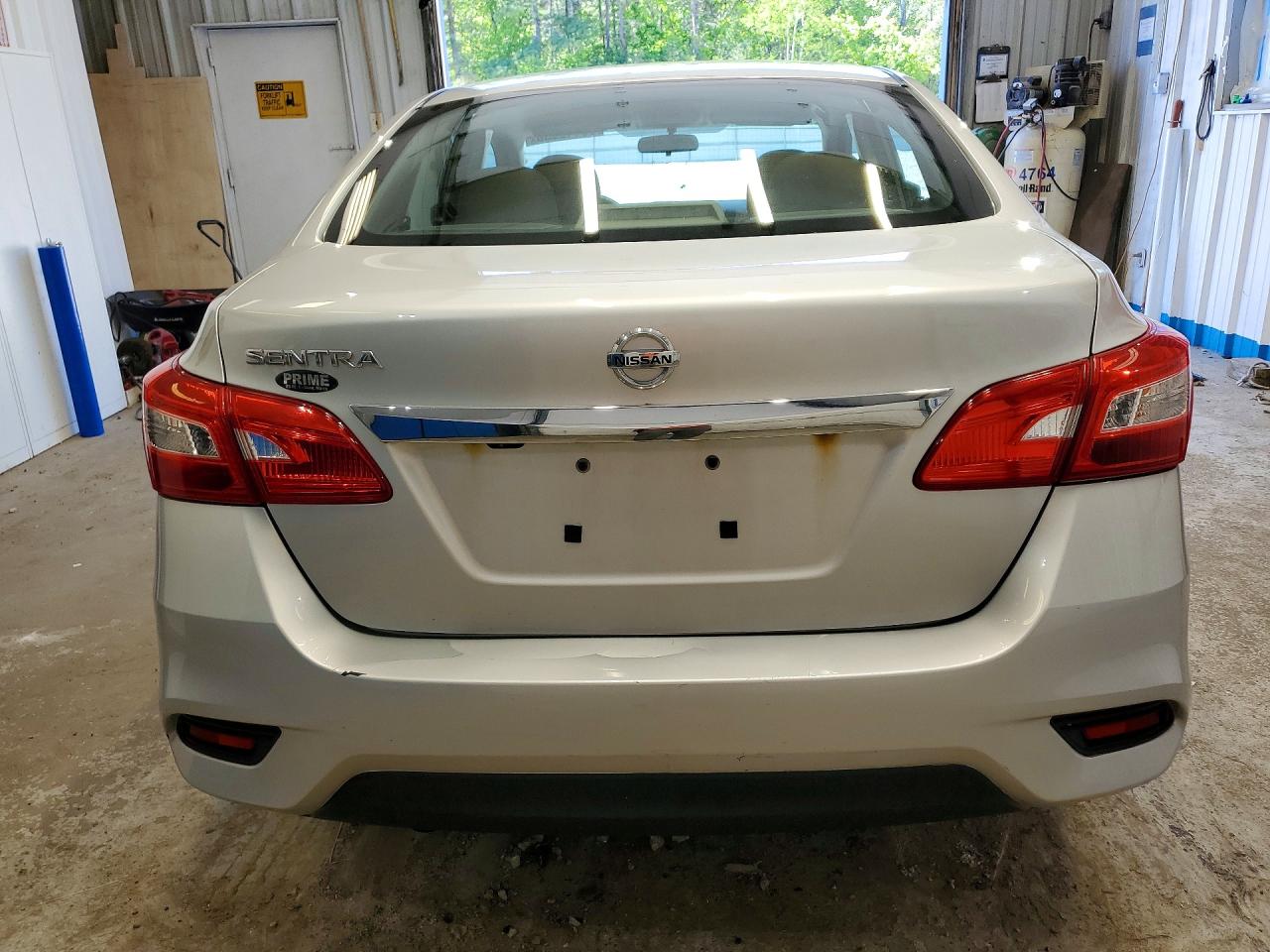 Nissan Sentra S