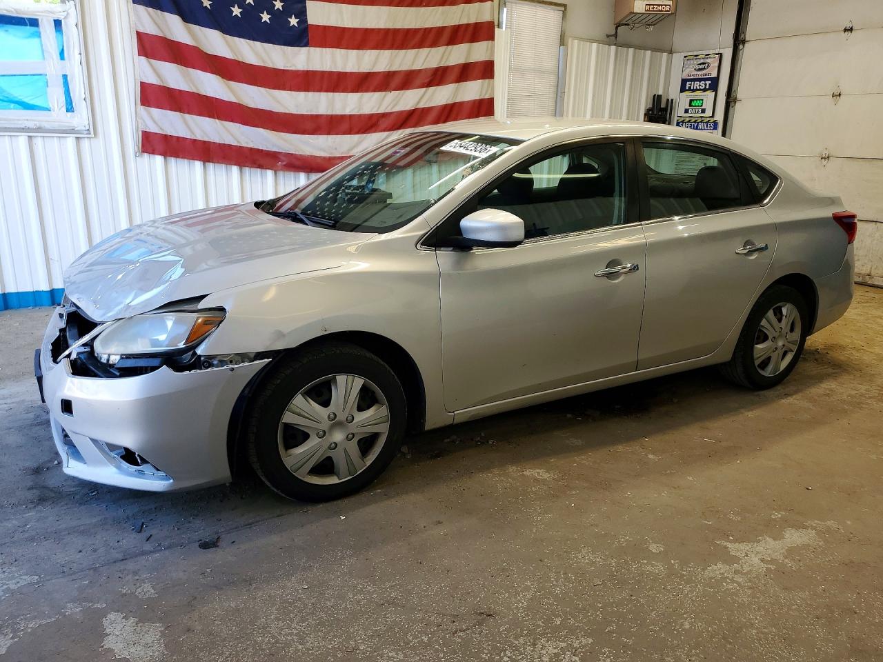 Salvage Nissan Sentra Image