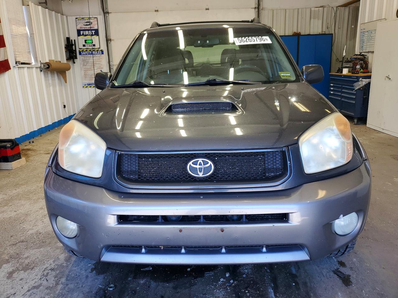 Toyota RAV4 Base