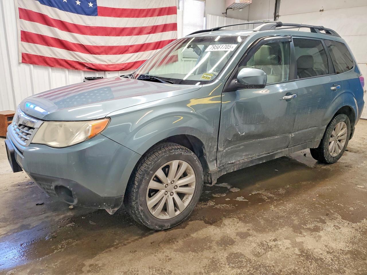 Salvage Subaru Forester Image