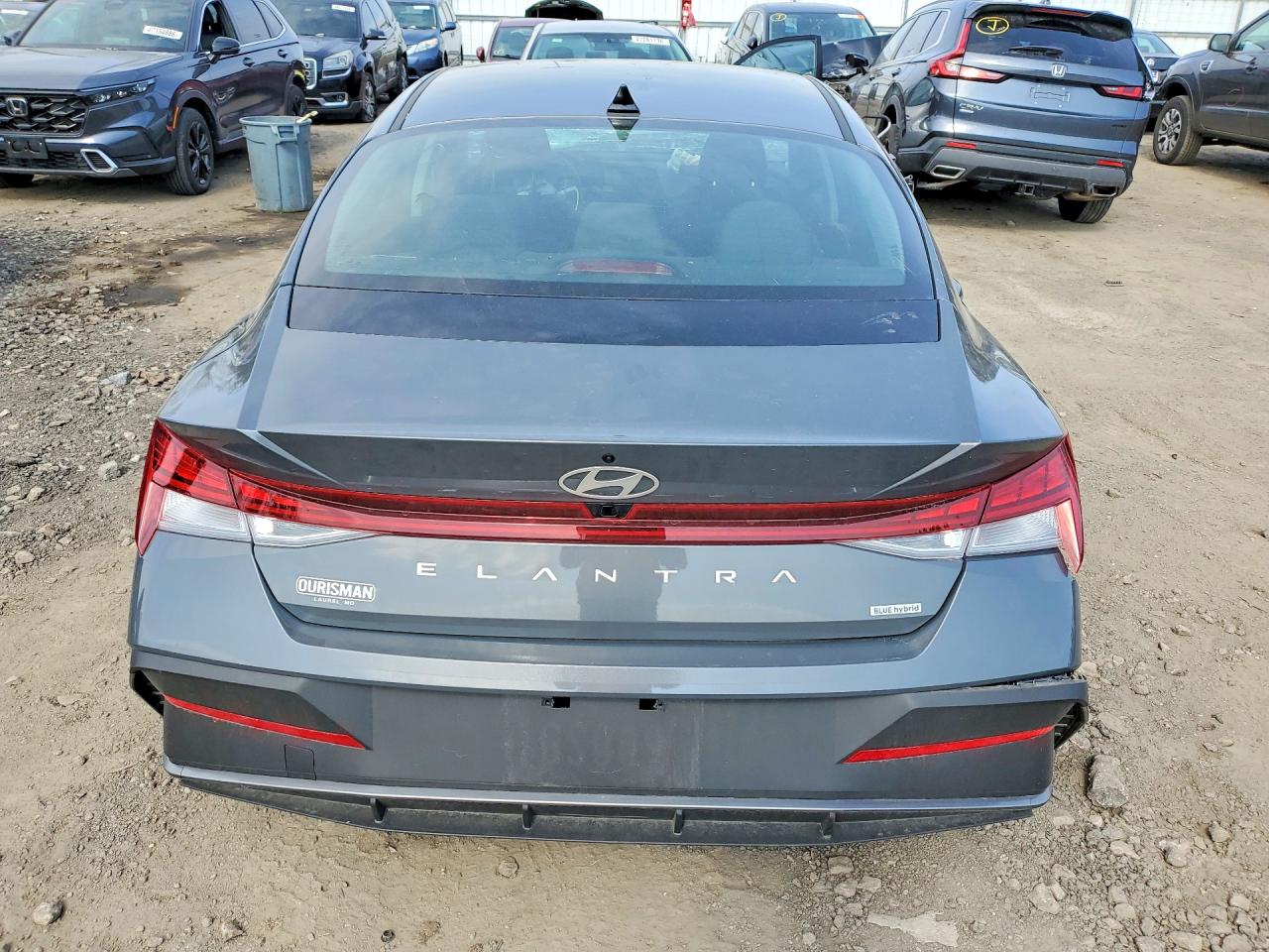 Hyundai ELANTRA Blue