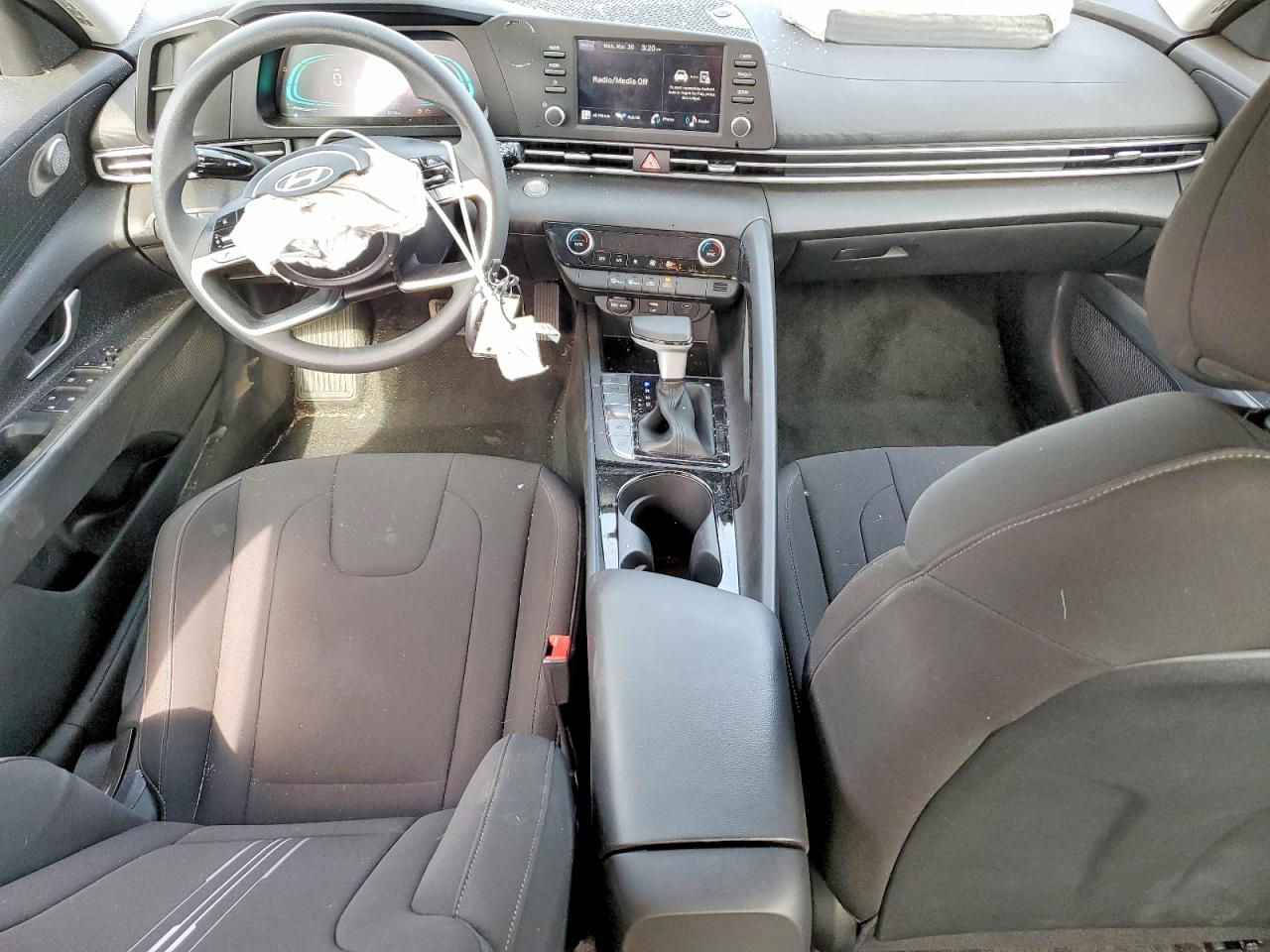 Hyundai ELANTRA Blue