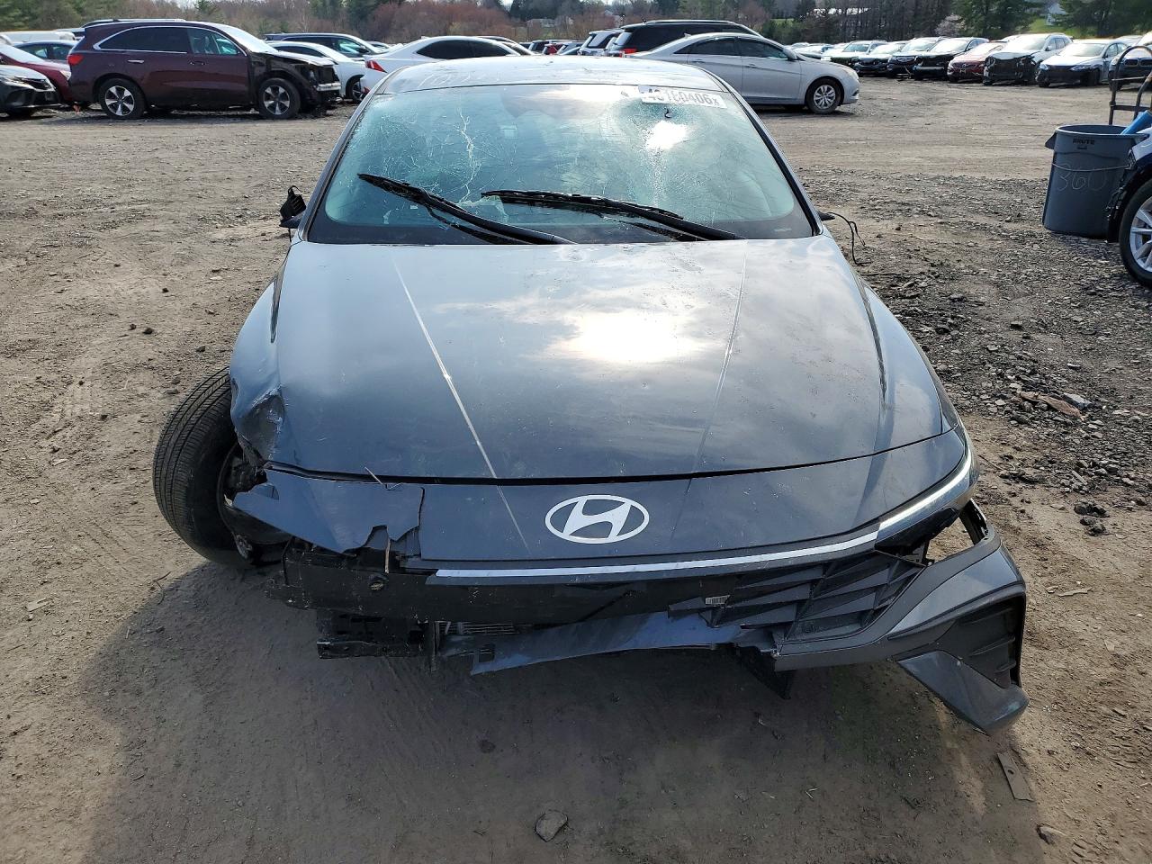 Hyundai ELANTRA Blue