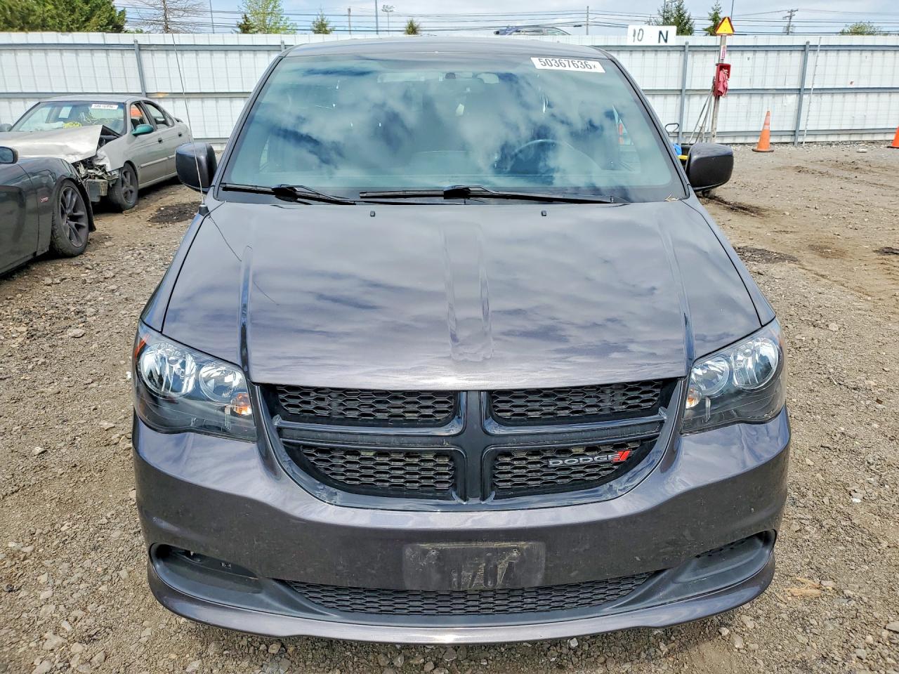 Dodge Caravan Se